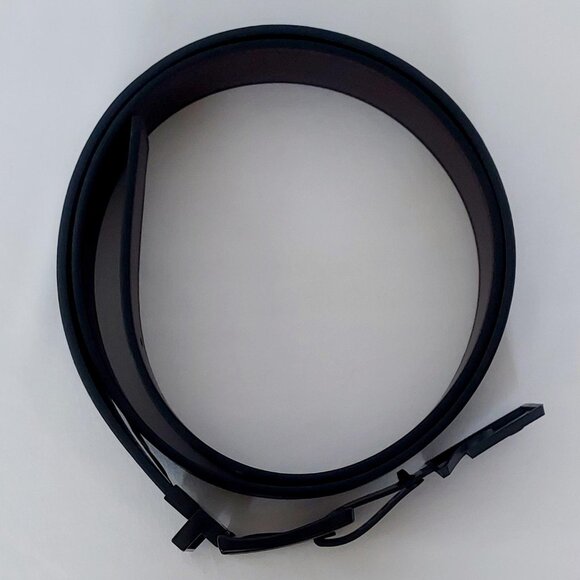 GUESS Men’s Reversible Leather Belt Black/Brown Size XL - Picture 7 of 10